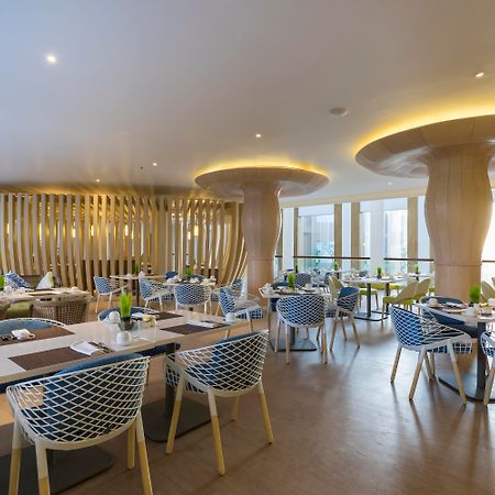Grand Mirage Resort & Thalasso Bali Nusa Dua  Exterior foto The restaurant