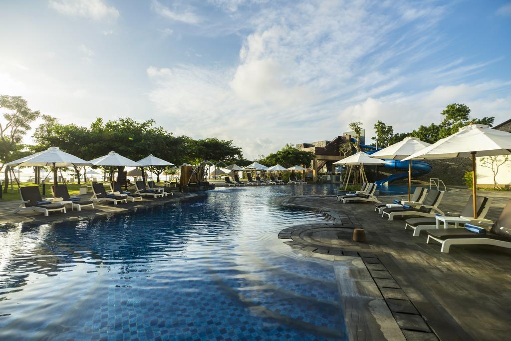 Grand Mirage Resort & Thalasso Bali Nusa Dua  Exterior foto The pool at the resort