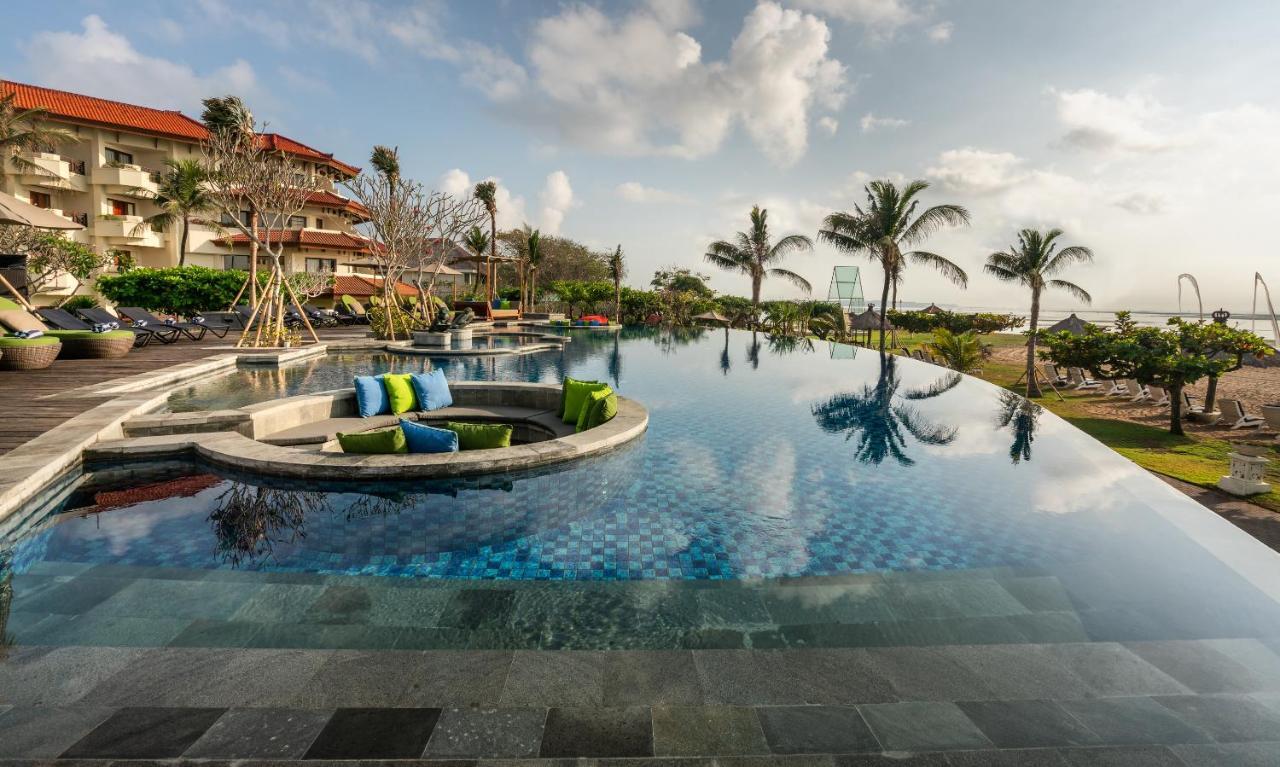 Grand Mirage Resort & Thalasso Bali Nusa Dua  Exterior foto Infinity pool at the Westin The Villas, Nusa Dua, Bali, Indonesia